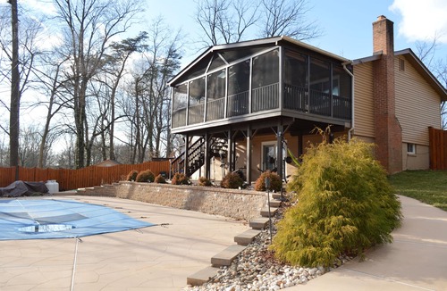 Aspen Hill House | Comfy, Serene Home on Quiet Cul de Sac, Private backyard pool Lic # STR23-00110