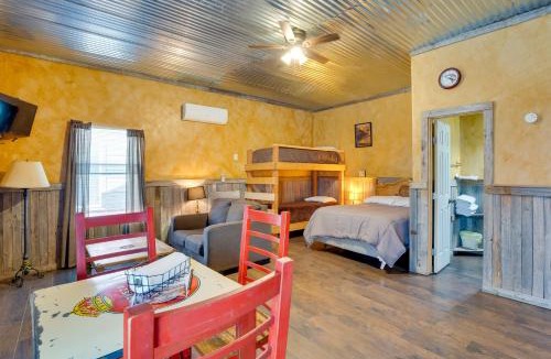 Cayuga Apartment | Community Pier: Cozy Kerens Cabin!