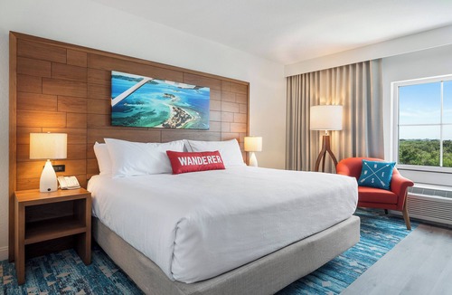 Morehead City Hotel | Compass Hotel Beaufort by Margaritaville