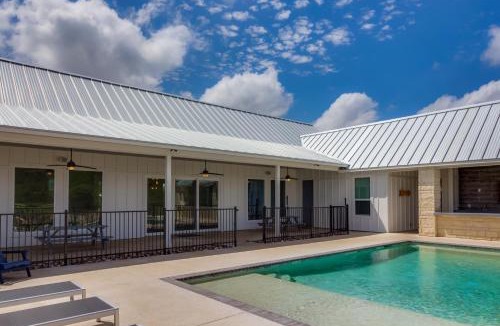 Sabinal House | Concan House - Pet Friendly