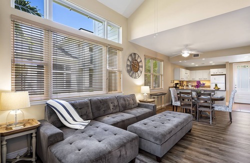 Kahaluu Bay House | 🏖️Concierge Included | Ocean View | Walk to Beach! | Cental AC