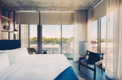 Travis Heights Hotel | Congress Suite in the Heart of Austin’s South Congress