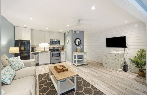 West Beach Village Condo | Contemporary Seascape Villa, Popular Kiawah West Beach, 1BR, Steps to Beach!