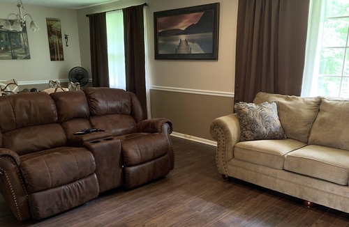Jacksonville Apartment | Contractor/Traveler/Marine Special: )