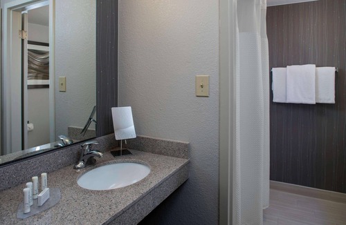 Norcross Hotel | Convenient Stay, Superb Location! Free Parking, Onsite Pool, Pets Allowed