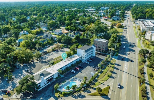 Airlie Condo | Convenient Wrightsville Beach Area Condo with Pool Access