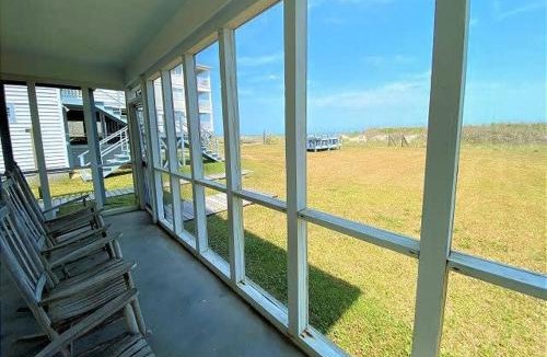 Windy Hill House | Cool Air Cottage Downstairs OF Duplex