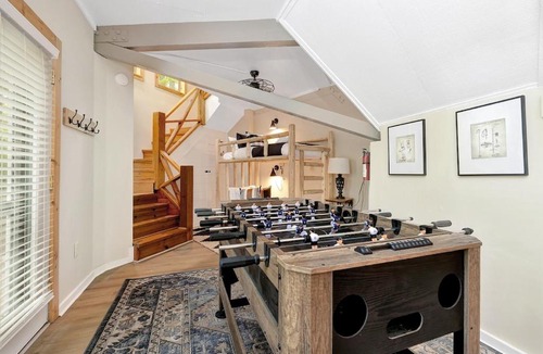 Beech Mountain House | Cool House with Hot tub at Beech Mtn Resort