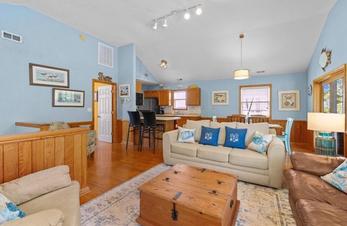 Ocean Sands House | Corolla Beach Retreat with a Pool!