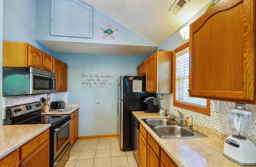 Ocean Sands House | Corolla Beach Retreat with a Pool!