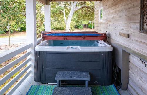 Corolla Light House | Corolla Light Resort Hot Tub Beach Sound Access