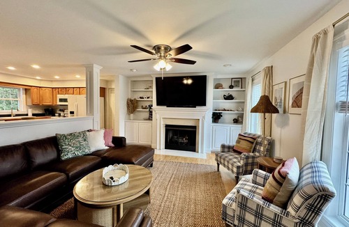 Assateague Pointe House | Cottage on Snug Harbor, minutes from O.C. beaches, Berlin, and Assateague.