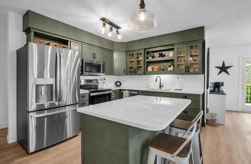 Etowah Cottage | Cottage On The Green - Par-3 Golf Mountain Retreat