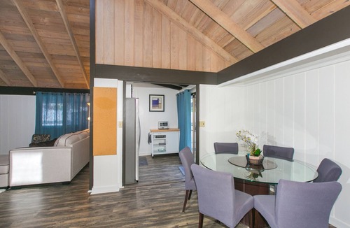 Kahala Cottage | Cottage with Private Salt Water Pool