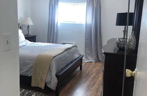 Comfort Bed & Breakfast | Country Cabins #1 110 Flatrock Creek Road