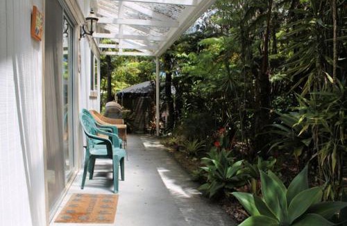 Volcano Bed & Breakfast | Country Goose