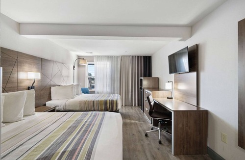 Carolina Forest Hotel | Country Inn & Suites by Radisson, Myrtle Beach, SC