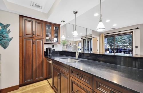 Shelter Cove Condo | Couples Retreat - Water Views Near Beach
