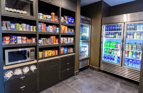 Lake Jackson Hotel | Courtyard by Marriott Lake Jackson