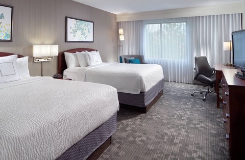 Alpharetta Hotel | Courtyard by Marriott Atlanta Alpharetta