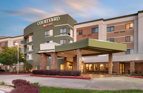 Nassau Bay Hotel | Courtyard by Marriott Houston NASA Clear Lake