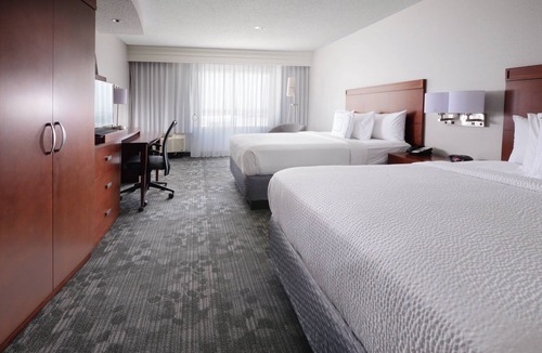 Pearland Hotel | Courtyard by Marriott Houston Pearland