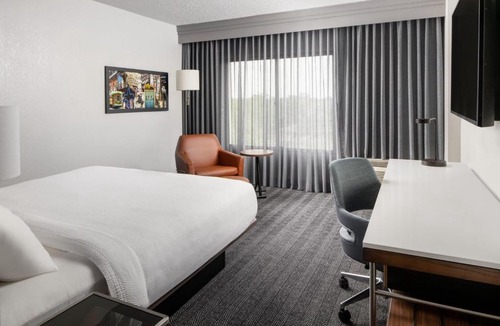 Metairie Hotel | Courtyard by Marriott New Orleans Metairie