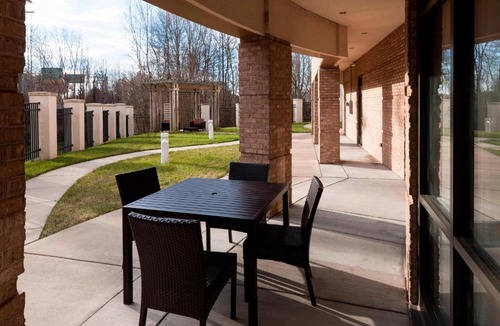 Suffolk Hotel | Courtyard by Marriott Suffolk Chesapeake