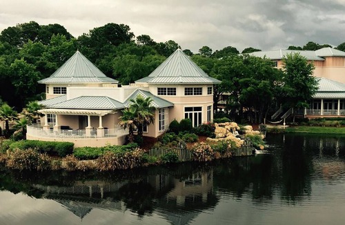 Palmetto Dunes Resort | Courtyard View - 3 Bedroom - Marriott's SurfWatch - Full Resort Access