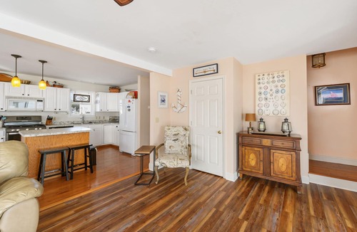 Captain's Cove House | Coves Point by Seaside Vacations & Sales