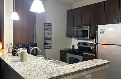 Charleston Apartment | Cozy 1-bedroom apartment with AC in serene Charleston