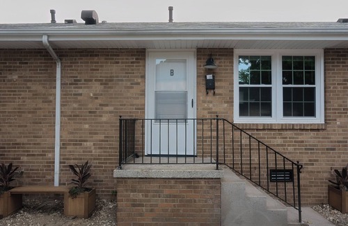 Westerwood Apartment | Cozy 1-bedroom apartment in downtown Greensboro unit B