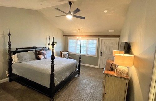 Swansboro Apartment | Cozy 1-Bedroom Downtown Suite in the Heart of It All
