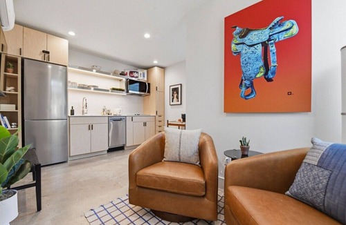 Fort Worth House | Cozy 1-bedroom house in awesome Fort Worth with AC