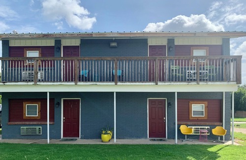 Waco Apartment | Cozy 1bd/1ba- great for long term guests