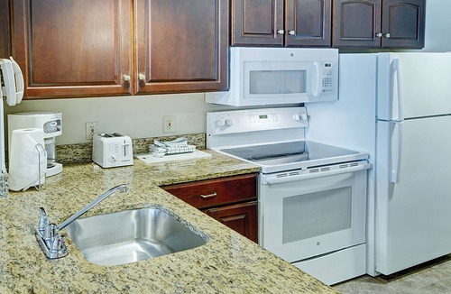 Old Town Alexandria Condo | Cozy 1BR Condo! Prime Old Town Alexandria Locationn