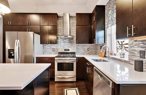 Downtown Baltimore Apartment | Cozy 2-bedroom apartment in welcoming Baltimore with WiFi, AC