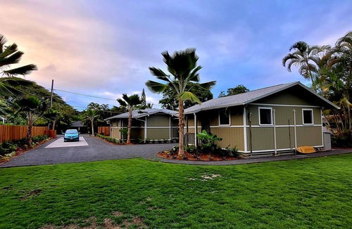 Lanikai Cottage | Cozy 2 Bedroom Cottage - Steps from the Beach