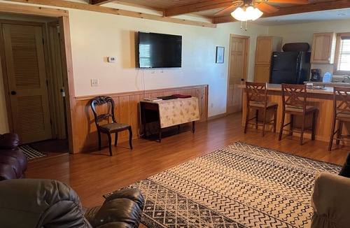 Nassau County House | Cozy 2 room farmhouse on The Ranch @ Traders Hill, pristine equestrian facility.