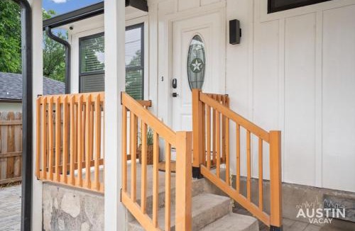 Clarksville House | Cozy 2BR 1BA East Austin Home w Luxury Finishes Near Downtown by Austin Vacay