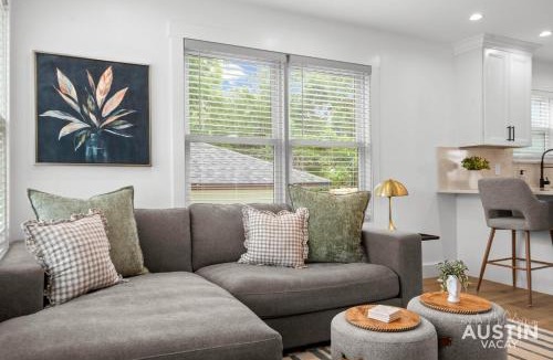 Clarksville House | Cozy 2BR 1BA East Austin Home w Luxury Finishes Near Downtown by Austin Vacay