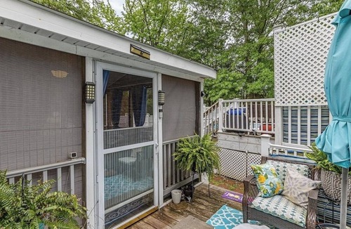 Hooes House | Cozy 3 Bdrm home in King George. 5 mins to Dahlgren Naval Base and Southern MD