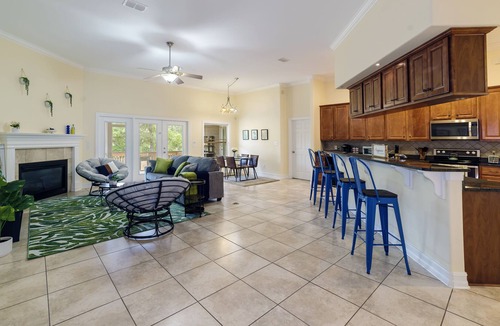 Tallahassee House | Cozy 4BR 2.5BA Home, Corn-holes Spacious