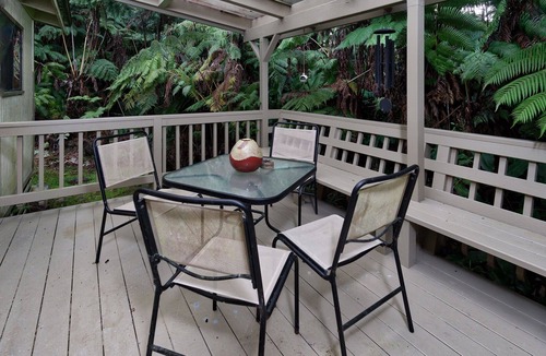 Volcano House | Cozy and Beautiful Home with Lush Private Setting! 🌺 - Volcano Village Cymbidium House 🌋