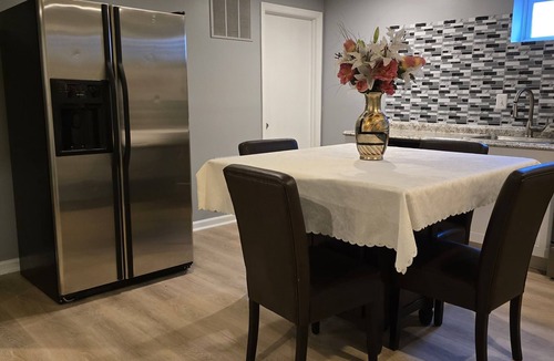 Bowie Apartment | COZY BASEMENT APARTMENT 1 Bedroom PRIVATE SUITE with AC in Bowie.