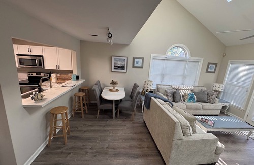 Wilmington House | Cozy Beach Escape Home!