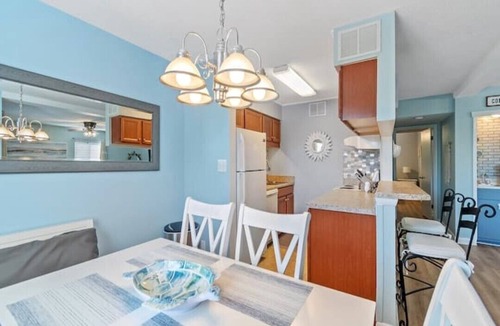 Calabash Condo | Cozy Calabash Condo 🏝 minutes from NC/SC beaches