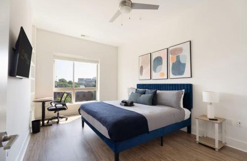 Second Ward Apartment | Cozy Carolina - Free Parking, Gym, Pool