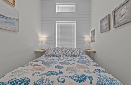 North Myrtle Beach Cottage | Cozy Coastal Cottage #63