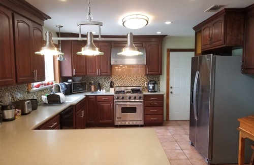 Chalmette House | Cozy corner six mile from French Quarter!